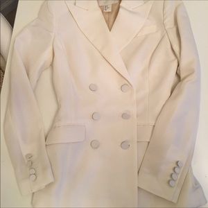 White Tuxedo Jacket from H&M’
